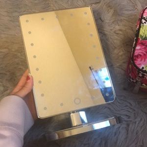 Light up Makeup mirror
